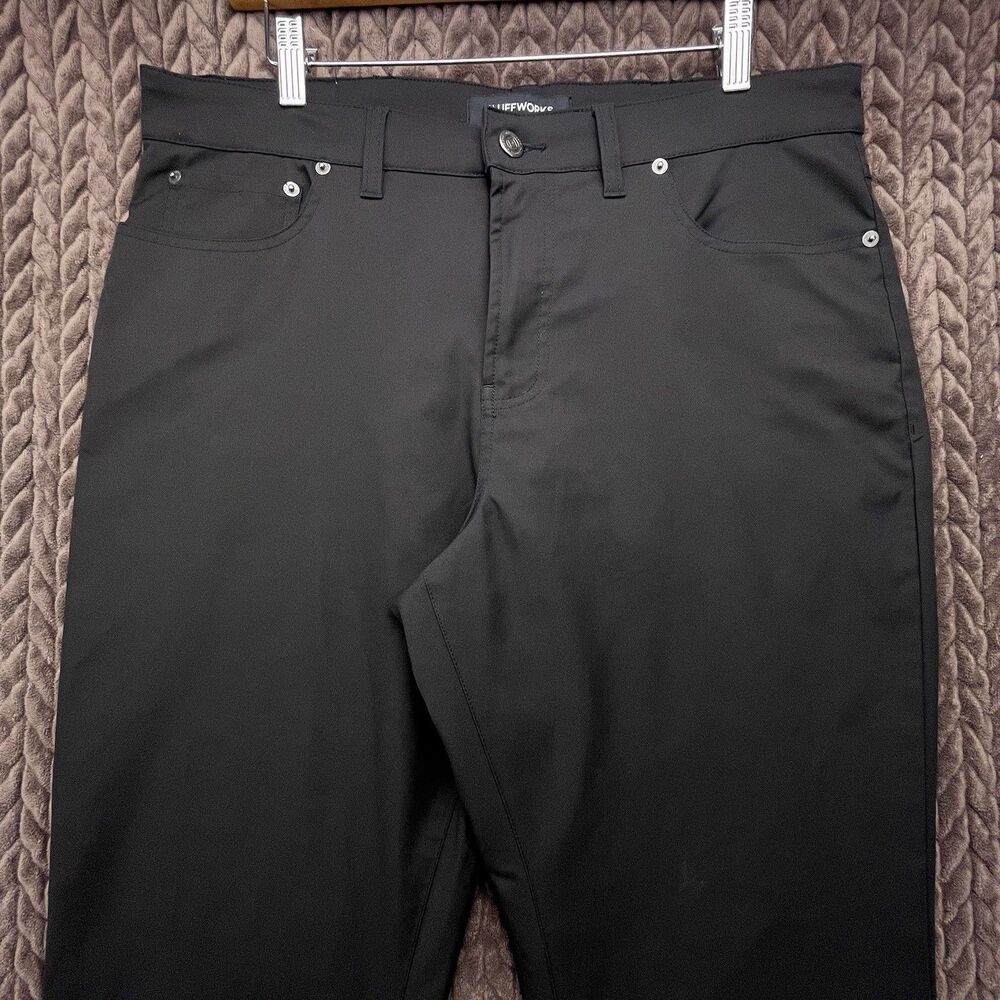 Bluffworks Ascender Pants Men's Size 34x28 Black Performance Stretch Golf Chino